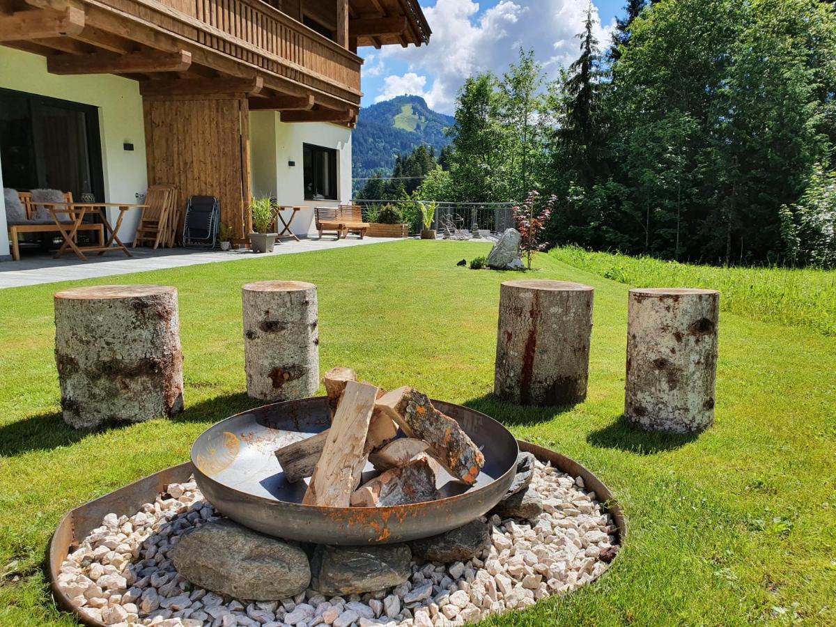 Zeitfrei Chalet Apartments Fieberbrunn Exterior photo